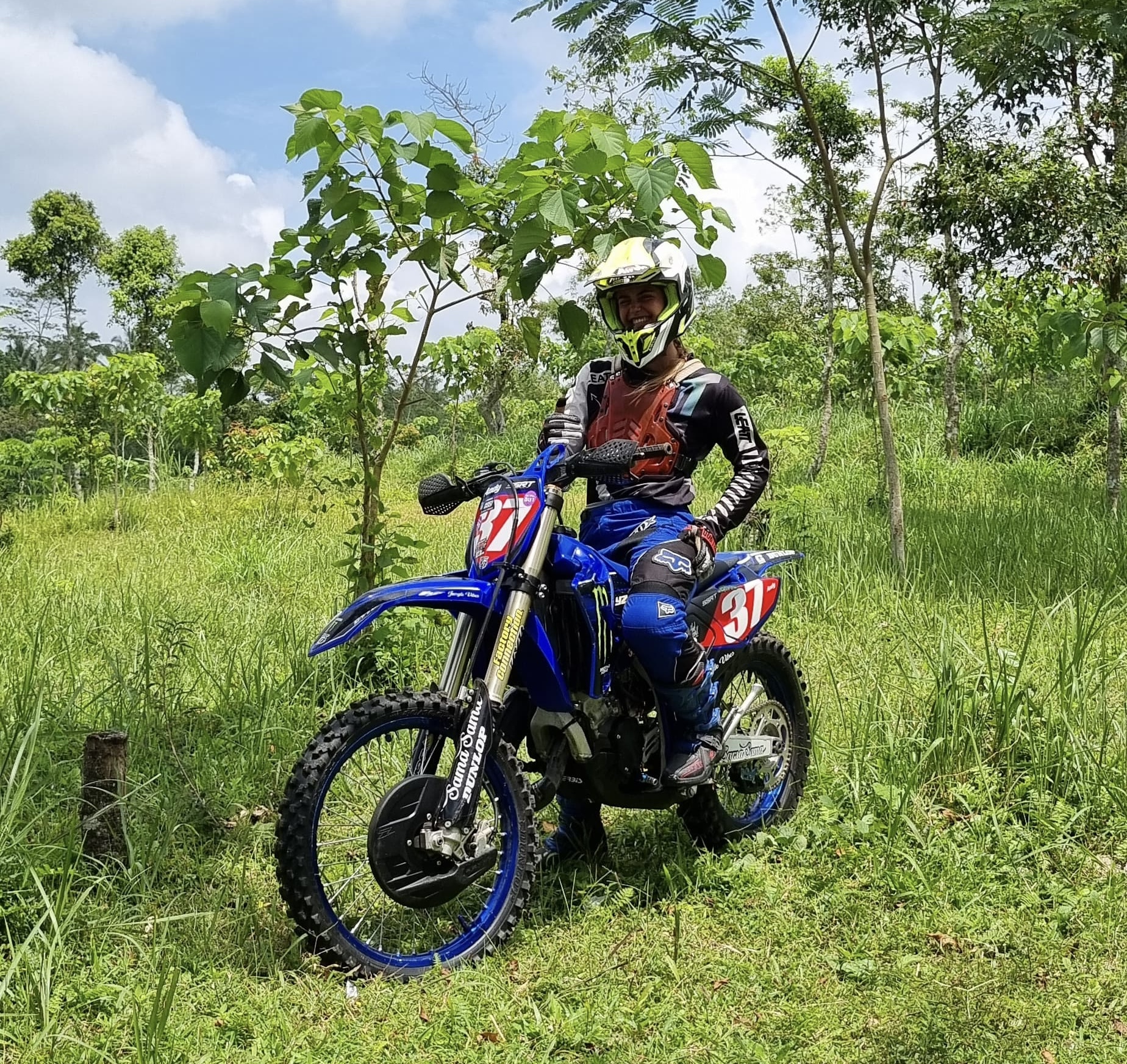 🧍♂️Tetebatu Dirtbike – Self-Ride Freedom
